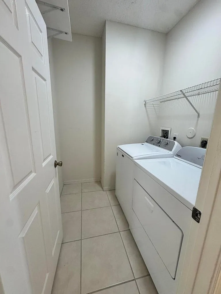 3 bed, 1469 sqft, $3,000 — Photo 1