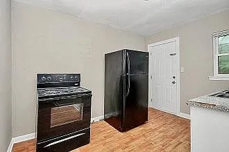 2401 Celia Ave #1 — Photo 8