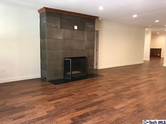4th image of 706 N Camden Dr