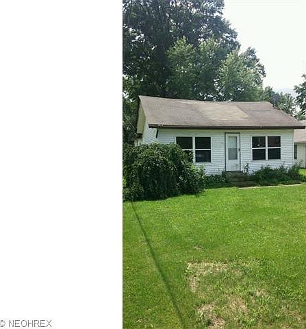 1st image of 3713 Edgewater Dr