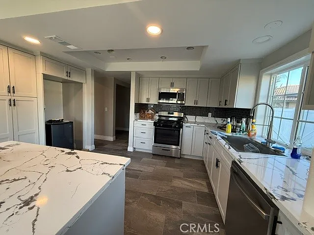 24413 Dyna Pl — Photo 3