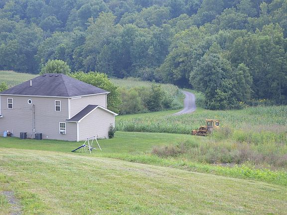 4th image of 645 Kendrick Ln