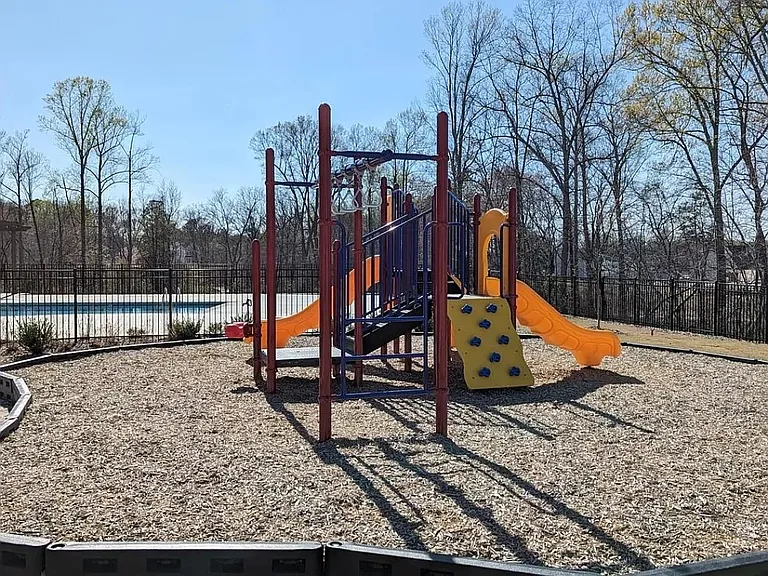 512 Hazy Hills Ln — Photo 18