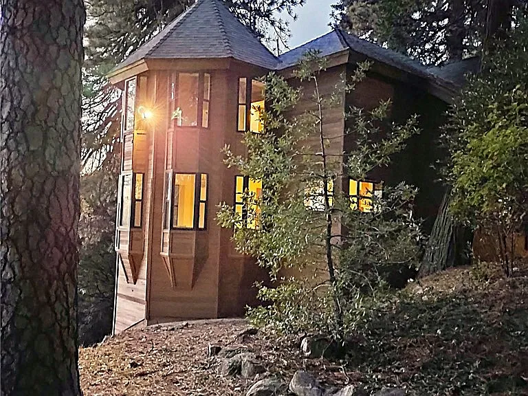 21425 Sawpit Canyon Rd — Photo 1