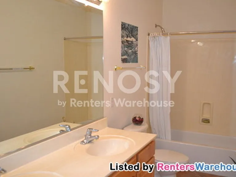 1744 W Frye Rd — Photo 6