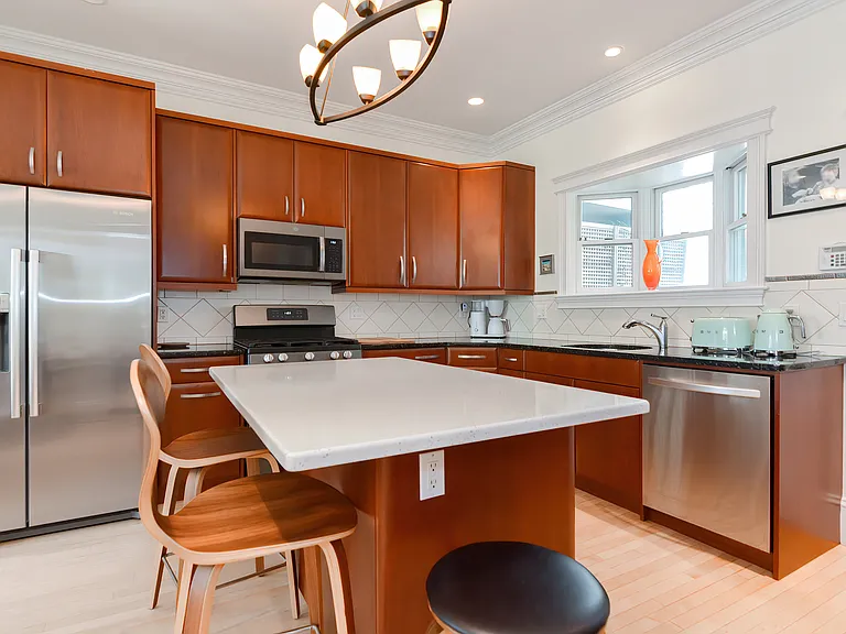 3 Forest St #1 — Photo 3