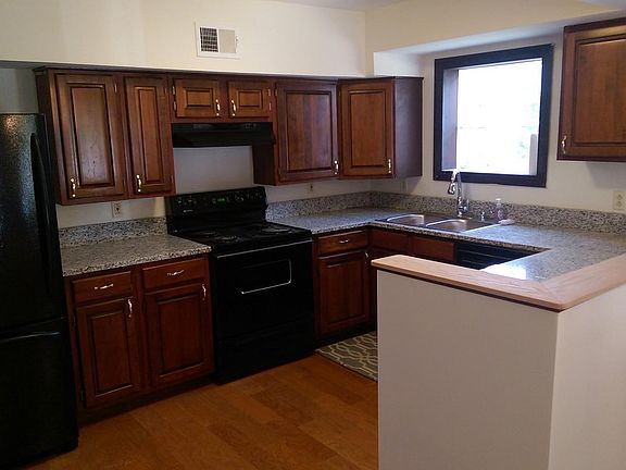 2nd image of 199 Pelican Dr
