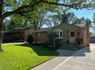 208 S Helen Ave, Rochester, MI 48307