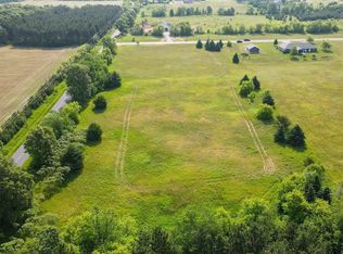 4000 Lovers Ln, Amherst, WI 54406