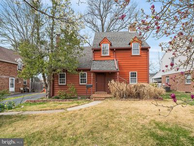 317 Roosevelt Ave, Folsom, PA, 19033