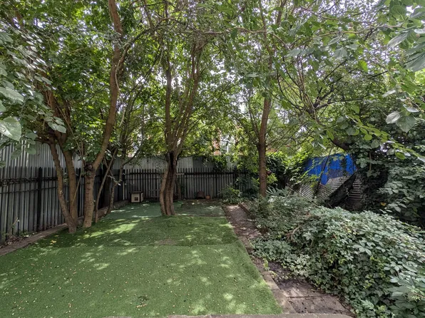 170 Harman Street image 1 of 4