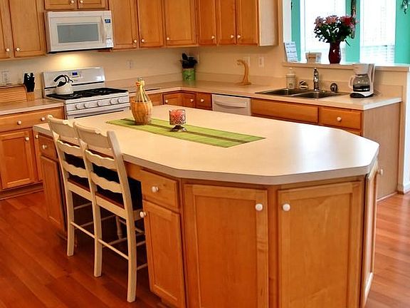 Kitchen With Center Island