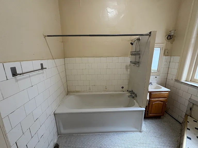 1229 S 4th St #7 — Photo 13