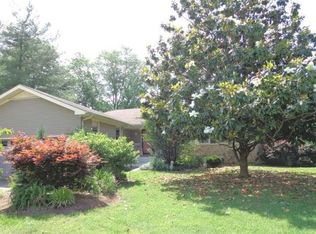 321 Tremont Dr, Hopkinsville, KY 42240