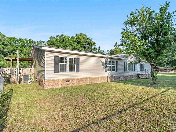 3rd image of 4426 Oak Forest Dr