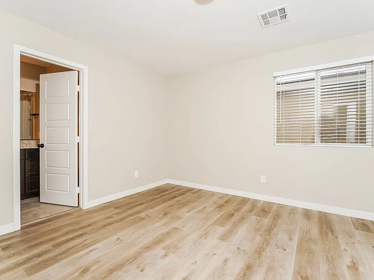 7469 Opal Star St — Photo 14