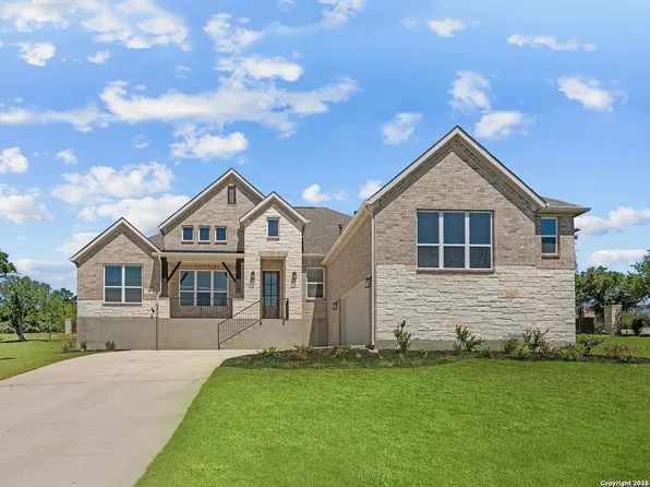 23 Cattle Drive, Castroville, TX 78009