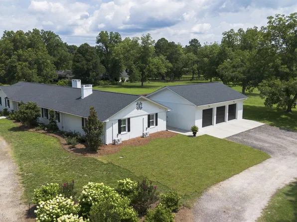 2045 Cains Mill Rd, Sumter, SC 29154