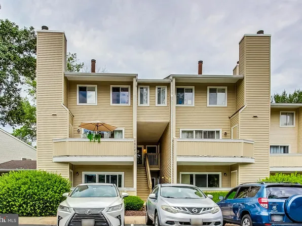 13123 Wonderland Way #13132, Germantown, MD 20874
