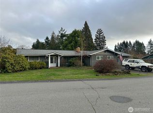 3807 NE Pinecone Dr, Bremerton, WA 98310