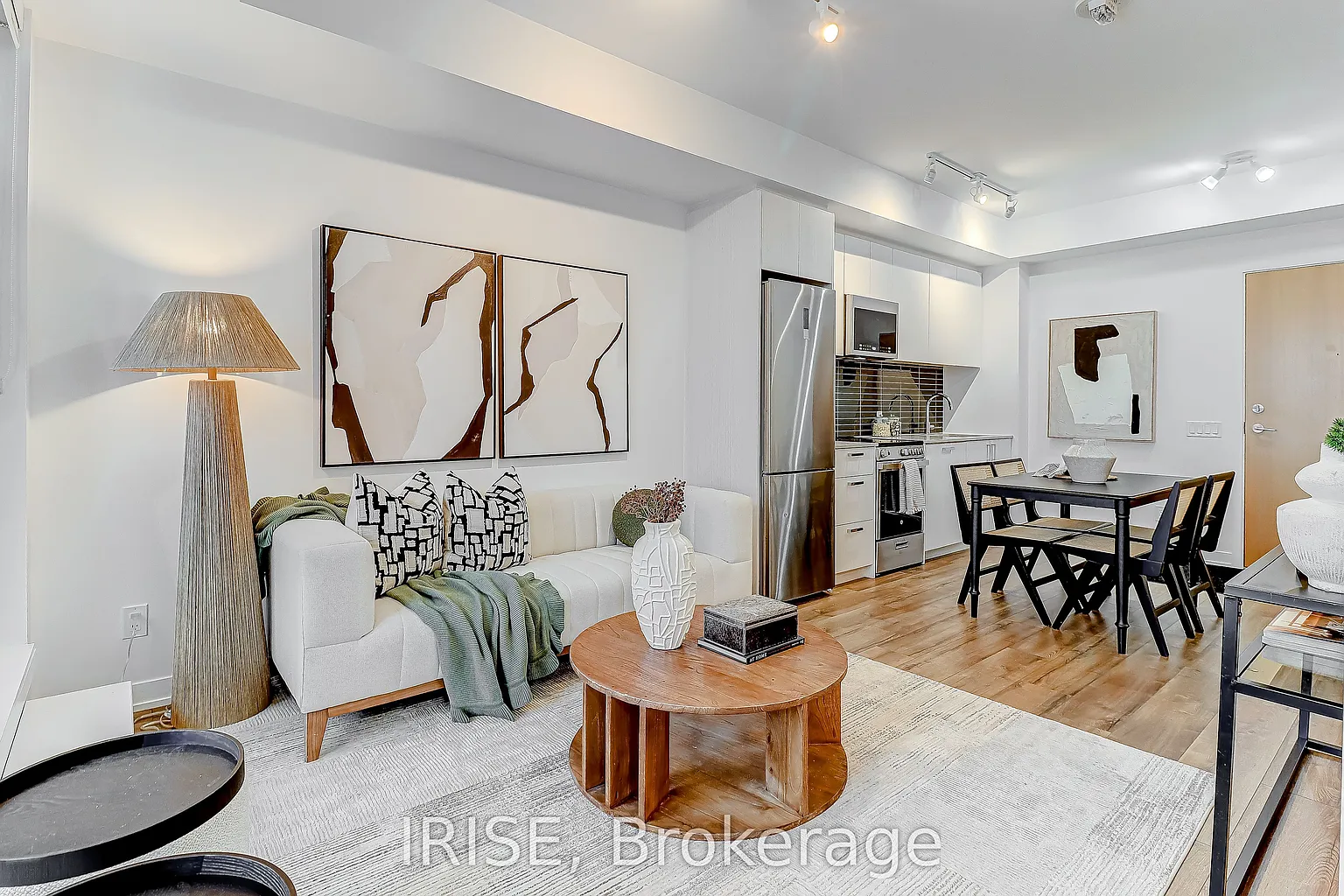 1787 Saint Clair Ave W #716 photo 1