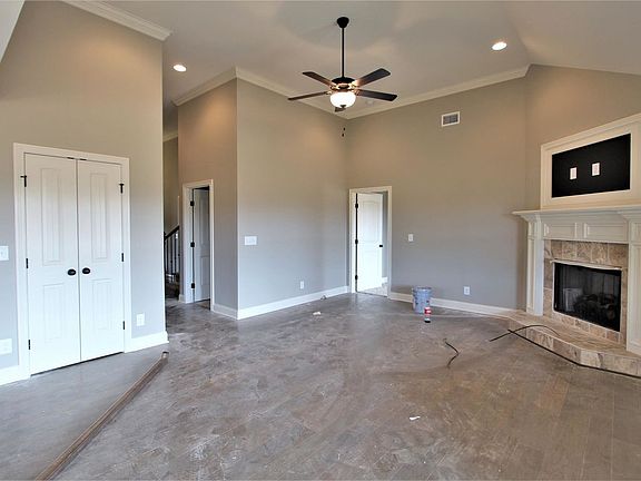 2nd image of 41 Neecee Dr #41