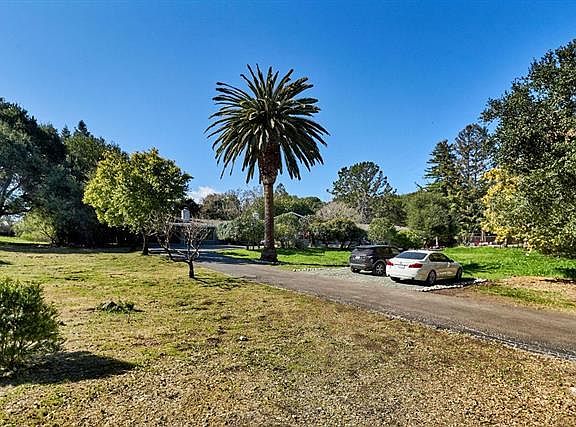 3rd image of 12170 Dawn Ln
