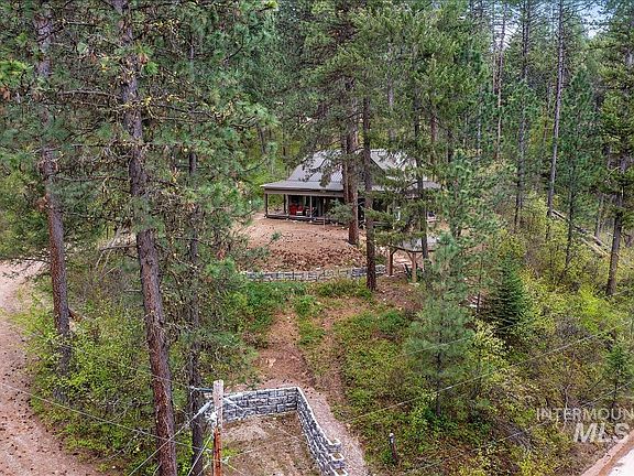 2nd image of 75 Castle Mountain Dr