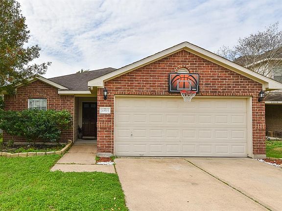 3rd image of 20515 Baden Hollow Ln