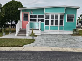 2070 Mast Ln #A2, Palm Harbor, FL 34683