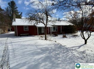 580 Gilbert Rd, Gilbert, PA 18331