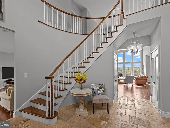 5th image of 274 Pineville Rd