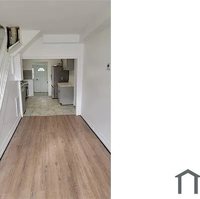 607 Washington St — Photo 20