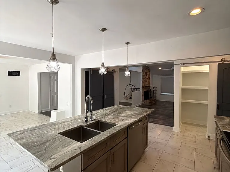 6814 Pence Rd — Photo 12