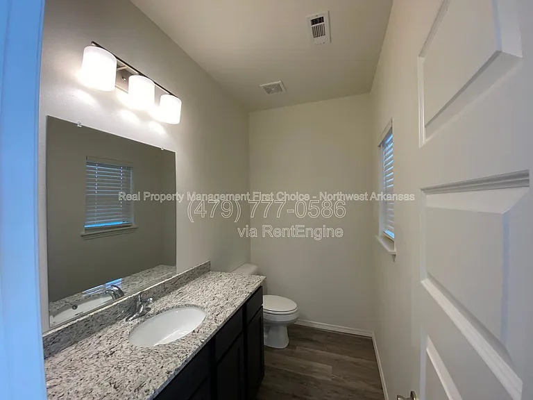 4211 Sante Fe Sq #1 — Photo 10