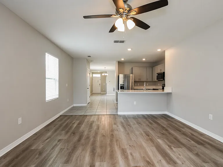 1524 Planters Point Rd — Photo 4