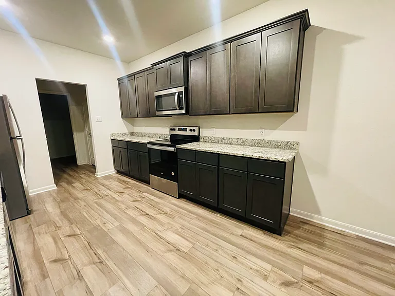 620 Fountain Dr — Photo 11
