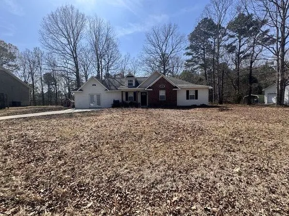 213 Legion Dr, Steele, AL 35987