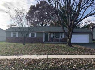 1326 S Hickory Grove Ln, Bloomington, IN 47403