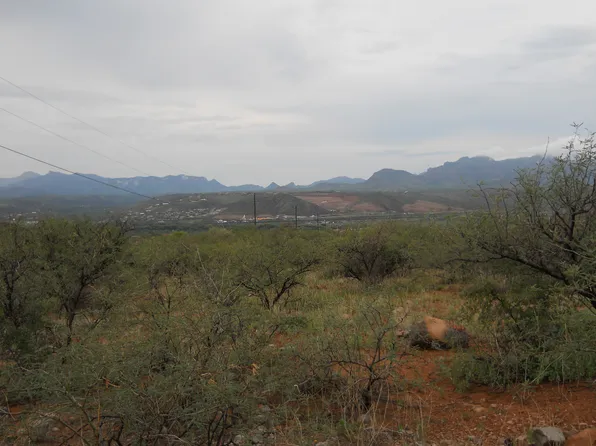 202 Camino Oceano, Rio Rico, AZ 85648