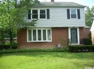 3825 Meadowbrook Blvd, University Heights, OH 44118