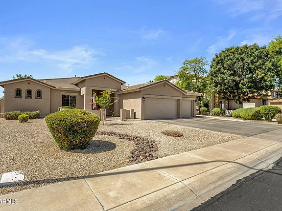 2nd image of 2349 E Kaibab Place
