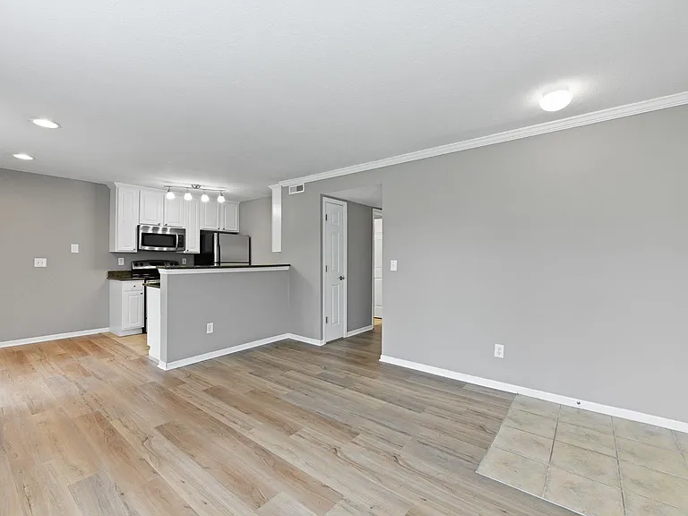 Heritage Glen — Photo 19