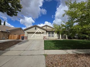 1419 Edwards Ct, Plumas Lake, CA 95961