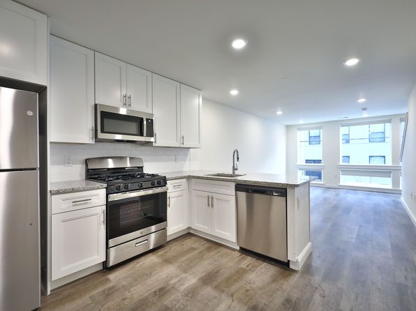 1504 N Randolph St #12C