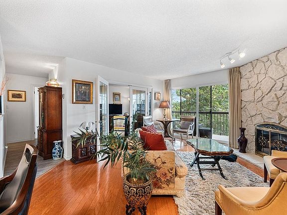 2nd image of 10240 Ryan Rd #305