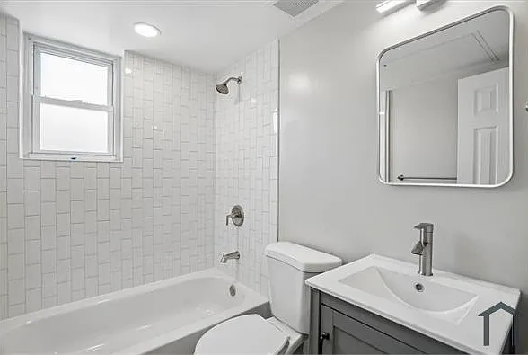1410 Young St SE #6 — Photo 15