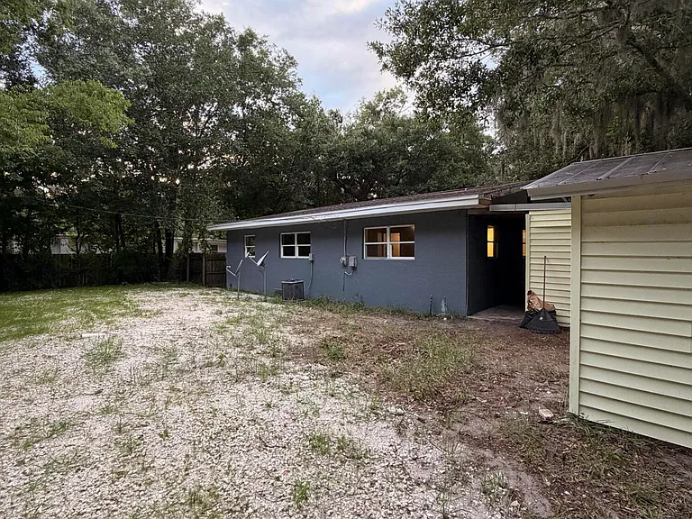 2309 Anna Dr — Photo 24