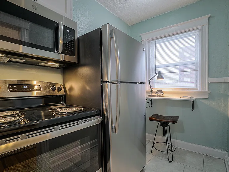 3721 Broadway Blvd #11 — Photo 10