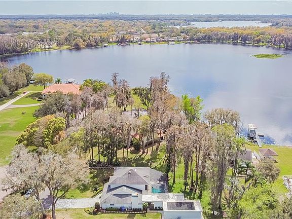 5th image of 15517 Lake Magdalene Blvd
